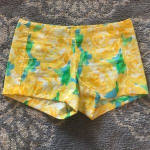 lilly pulitzer yellow rose shorts